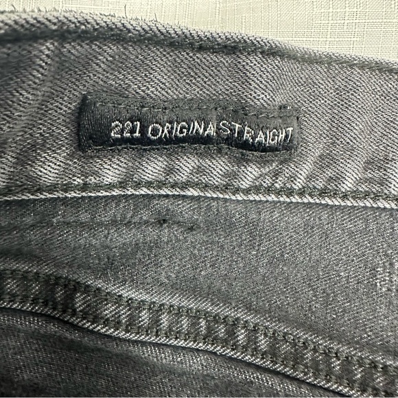 Lucky Brand 221 Original Straight Men’s size 40 x 31” Jeans Washed Black - Picture 9 of 14